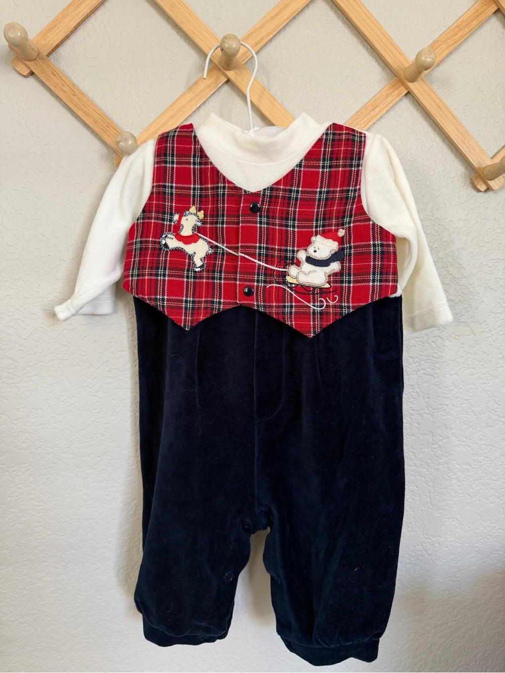 NWT Vintage Bright Future Baby Christmas Romper 3-6M Plaid Velour Sleigh Y2K